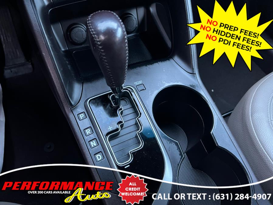 2012 Hyundai Tucson AWD 4dr Auto Limited, available for sale in Bohemia, New York | Performance Auto Inc. Bohemia, New York 2012 Hyundai Tucson AWD 4dr Auto Limited, available for sale in Bohemia, New York | Performance Auto Inc. Bohemia, New York