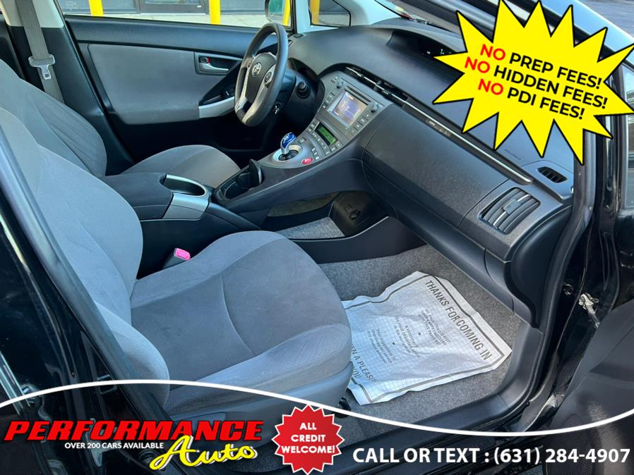 2013 Toyota Prius 5dr HB Two, available for sale in Bohemia, New York | Performance Auto Inc. Bohemia, New York 2013 Toyota Prius 5dr HB Two, available for sale in Bohemia, New York | Performance Auto Inc. Bohemia, New York