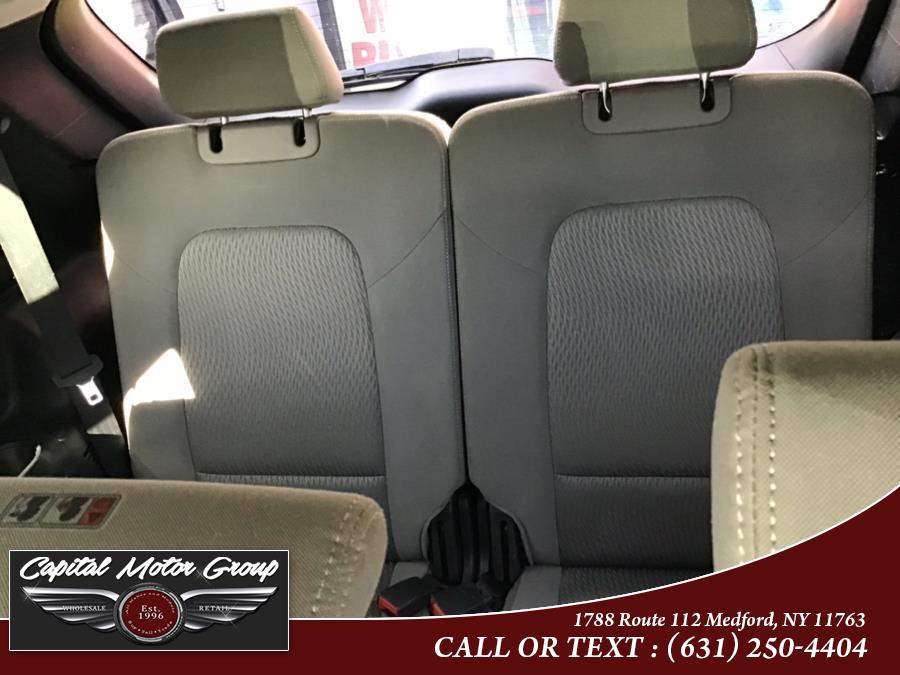 2014 Hyundai Santa Fe AWD 4dr GLS, available for sale in Medford, New York | Capital Motor Group Inc. Medford, New York 2014 Hyundai Santa Fe AWD 4dr GLS, available for sale in Medford, New York | Capital Motor Group Inc. Medford, New York