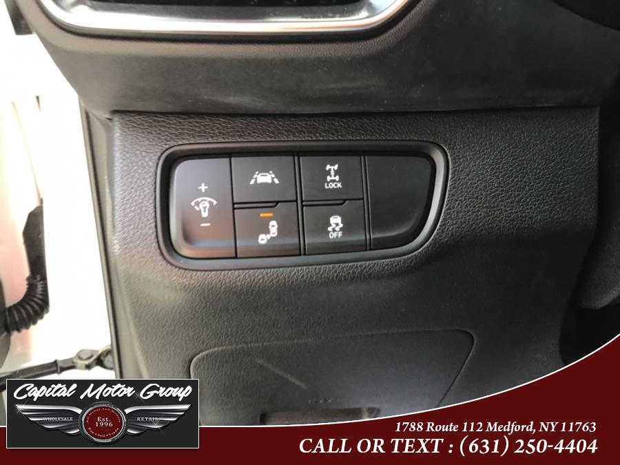2019 Hyundai Santa Fe SEL 2.4L Auto AWD, available for sale in Medford, New York | Capital Motor Group Inc. Medford, New York 2019 Hyundai Santa Fe SEL 2.4L Auto AWD, available for sale in Medford, New York | Capital Motor Group Inc. Medford, New York