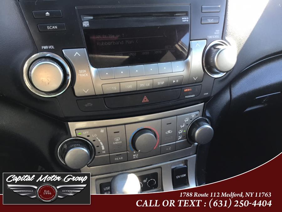 2011 Toyota Highlander 4WD 4dr V6 SE, available for sale in Medford, New York | Capital Motor Group Inc. Medford, New York 2011 Toyota Highlander 4WD 4dr V6 SE, available for sale in Medford, New York | Capital Motor Group Inc. Medford, New York