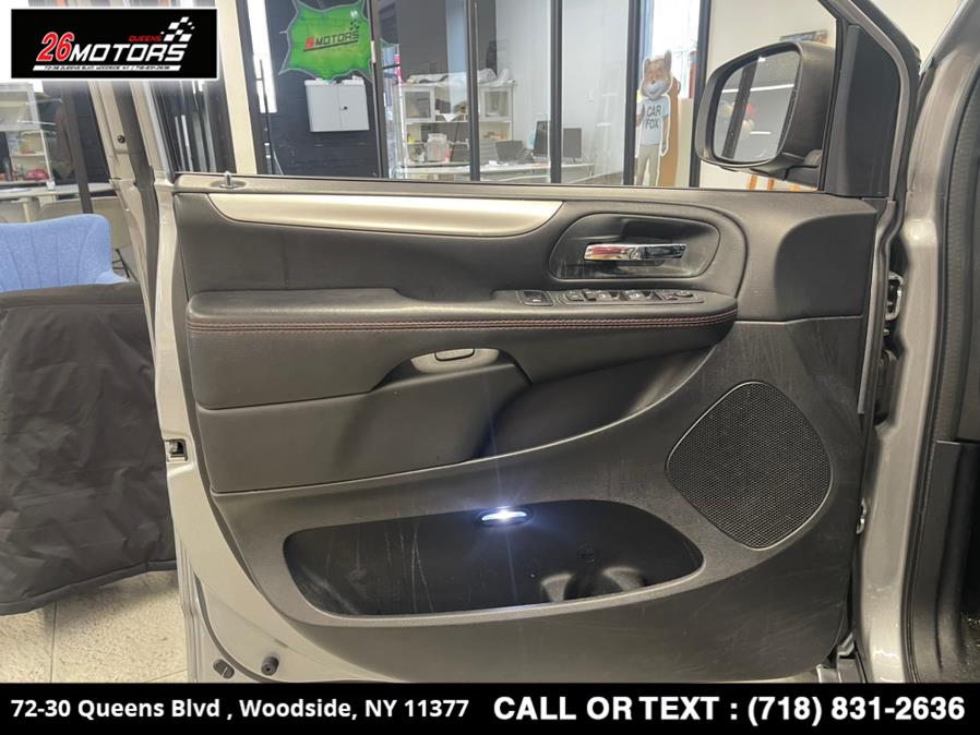 2020 Dodge Grand Caravan GT Wagon, available for sale in Woodside, New York | 26 Motors Queens. Woodside, New York 2020 Dodge Grand Caravan GT Wagon, available for sale in Woodside, New York | 26 Motors Queens. Woodside, New York