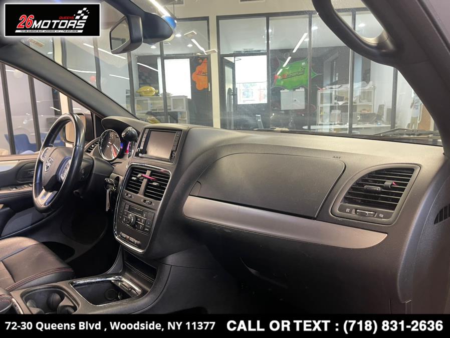 2020 Dodge Grand Caravan GT Wagon, available for sale in Woodside, New York | 26 Motors Queens. Woodside, New York 2020 Dodge Grand Caravan GT Wagon, available for sale in Woodside, New York | 26 Motors Queens. Woodside, New York