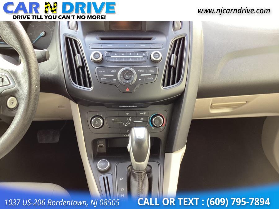 2015 Ford Focus SE Sedan, available for sale in Bordentown, New Jersey | Car N Drive. Bordentown, New Jersey 2015 Ford Focus SE Sedan, available for sale in Bordentown, New Jersey | Car N Drive. Bordentown, New Jersey