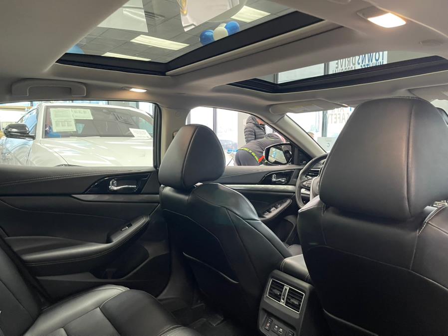 2021 Nissan Maxima SL Sedan, available for sale in Inwood, New York | 5 Towns Drive. Inwood, New York 2021 Nissan Maxima SL Sedan, available for sale in Inwood, New York | 5 Towns Drive. Inwood, New York