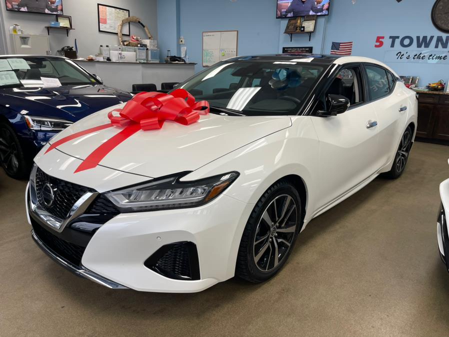 2021 Nissan Maxima SL Sedan, available for sale in Inwood, New York | 5 Towns Drive. Inwood, New York 2021 Nissan Maxima SL Sedan, available for sale in Inwood, New York | 5 Towns Drive. Inwood, New York