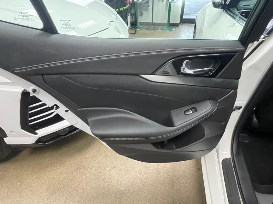 2021 Nissan Maxima SL Sedan, available for sale in Inwood, New York | 5 Towns Drive. Inwood, New York 2021 Nissan Maxima SL Sedan, available for sale in Inwood, New York | 5 Towns Drive. Inwood, New York