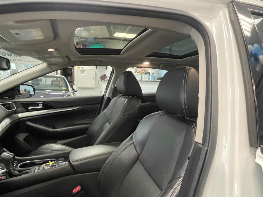 2021 Nissan Maxima SL Sedan, available for sale in Inwood, New York | 5 Towns Drive. Inwood, New York 2021 Nissan Maxima SL Sedan, available for sale in Inwood, New York | 5 Towns Drive. Inwood, New York
