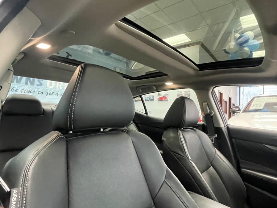 2021 Nissan Maxima SL Sedan, available for sale in Inwood, New York | 5 Towns Drive. Inwood, New York 2021 Nissan Maxima SL Sedan, available for sale in Inwood, New York | 5 Towns Drive. Inwood, New York