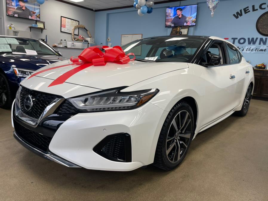 2021 Nissan Maxima SL Sedan, available for sale in Inwood, New York | 5 Towns Drive. Inwood, New York 2021 Nissan Maxima SL Sedan, available for sale in Inwood, New York | 5 Towns Drive. Inwood, New York