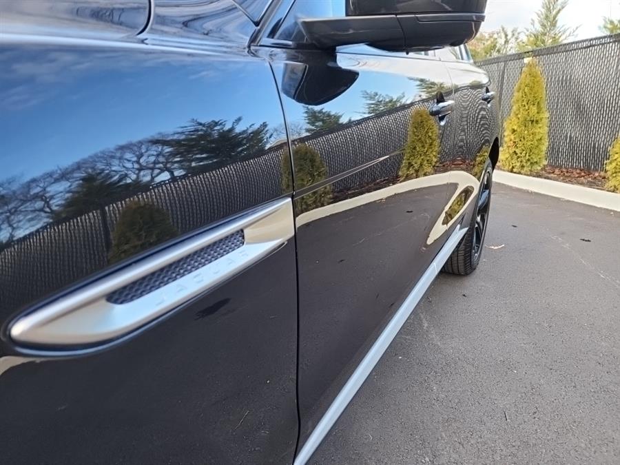 Used Jaguar F-PACE S AWD 2019 | L.I. Auto Gallery. Islip, New York Used Jaguar F-PACE S AWD 2019 | L.I. Auto Gallery. Islip, New York