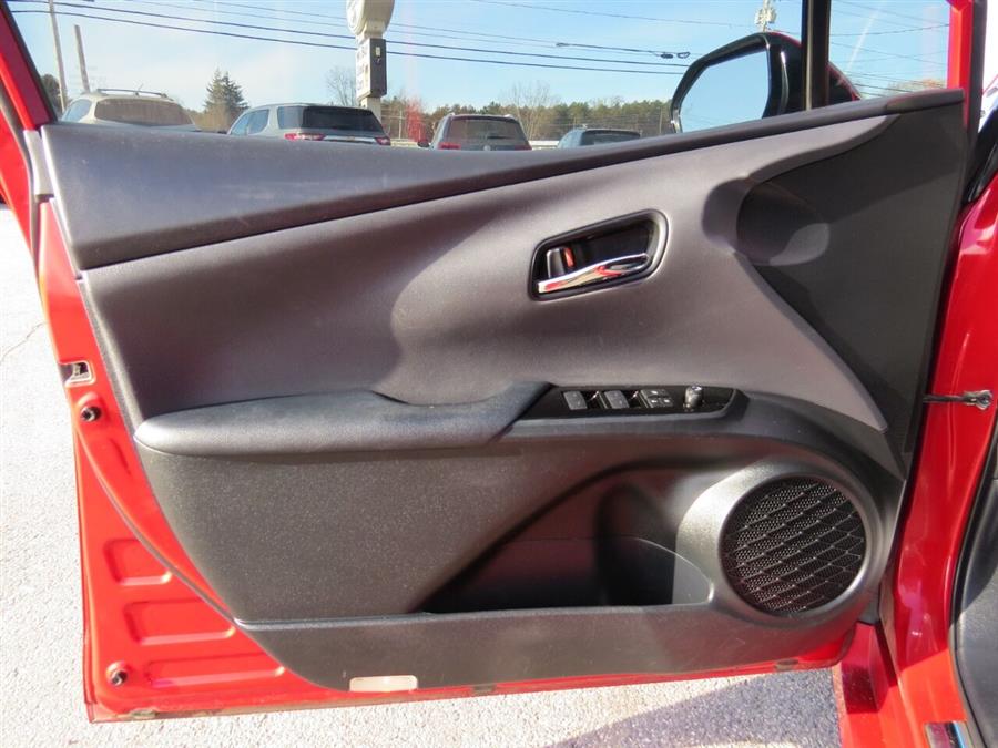 2019 Toyota Prius XLE AWD e 4dr Hatchback, available for sale in Auburn, Maine | Lake City Exports Inc. Auburn, Maine 2019 Toyota Prius XLE AWD e 4dr Hatchback, available for sale in Auburn, Maine | Lake City Exports Inc. Auburn, Maine