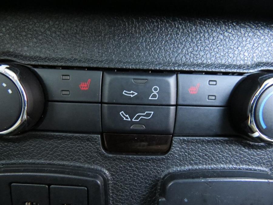 2016 Ford Explorer Platinum AWD 4dr SUV, available for sale in Auburn, Maine | Lake City Exports Inc. Auburn, Maine 2016 Ford Explorer Platinum AWD 4dr SUV, available for sale in Auburn, Maine | Lake City Exports Inc. Auburn, Maine