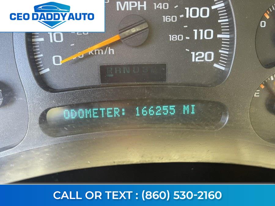 Used Chevrolet Silverado 2500HD Ext Cab 143.5" WB 4WD 2004 | CEO DADDY AUTO. Online only, Connecticut Used Chevrolet Silverado 2500HD Ext Cab 143.5" WB 4WD 2004 | CEO DADDY AUTO. Online only, Connecticut