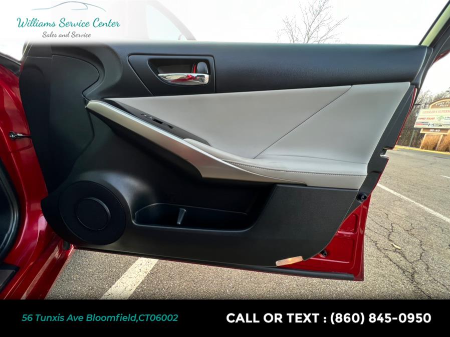 2014 Lexus IS 250 4dr Sport Sdn Auto AWD, available for sale in Bloomfield, Connecticut | Williams Service Center. Bloomfield, Connecticut 2014 Lexus IS 250 4dr Sport Sdn Auto AWD, available for sale in Bloomfield, Connecticut | Williams Service Center. Bloomfield, Connecticut