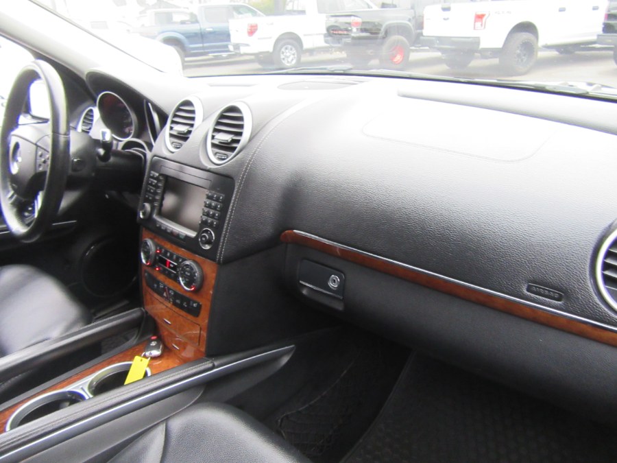 2008 Mercedes-Benz GL-Class 4MATIC 4dr 4.6L, available for sale in Little Ferry, New Jersey | Royalty Auto Sales. Little Ferry, New Jersey 2008 Mercedes-Benz GL-Class 4MATIC 4dr 4.6L, available for sale in Little Ferry, New Jersey | Royalty Auto Sales. Little Ferry, New Jersey