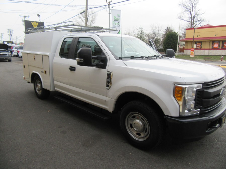 2017 Ford Super Duty F-350 SRW XL SuperCab 6.75'' Box, available for sale in Little Ferry, New Jersey | Royalty Auto Sales. Little Ferry, New Jersey 2017 Ford Super Duty F-350 SRW XL SuperCab 6.75'' Box, available for sale in Little Ferry, New Jersey | Royalty Auto Sales. Little Ferry, New Jersey
