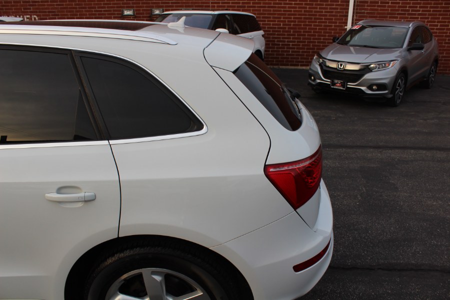 2012 Audi Q5 quattro 4dr 3.2L Premium Plus, available for sale in Deer Park, New York | Car Tec Enterprise Leasing & Sales LLC. Deer Park, New York 2012 Audi Q5 quattro 4dr 3.2L Premium Plus, available for sale in Deer Park, New York | Car Tec Enterprise Leasing & Sales LLC. Deer Park, New York