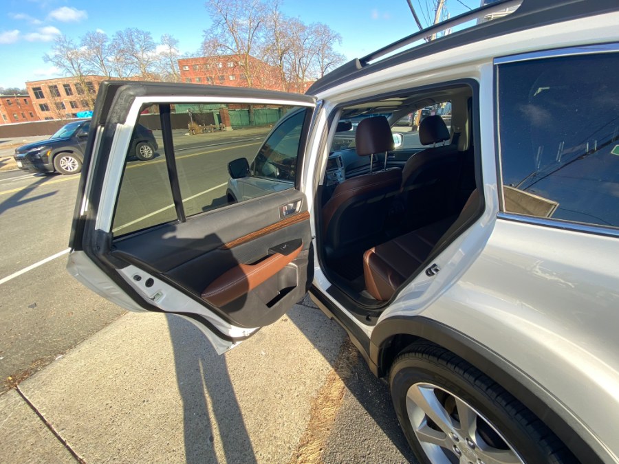 2013 Subaru Outback 4dr Wgn H4 Auto 2.5i Limited, available for sale in Peabody, Massachusetts | New Star Motors. Peabody, Massachusetts 2013 Subaru Outback 4dr Wgn H4 Auto 2.5i Limited, available for sale in Peabody, Massachusetts | New Star Motors. Peabody, Massachusetts