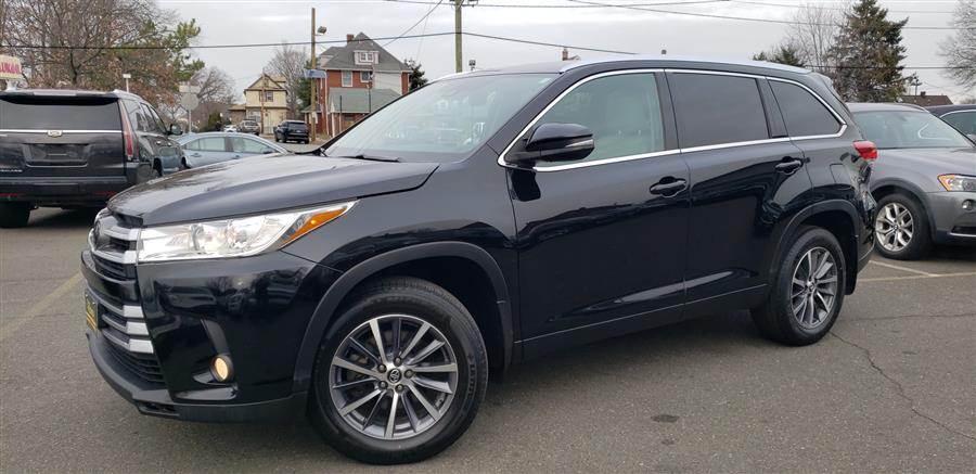 2019 Toyota Highlander XLE V6 AWD (Natl), available for sale in Little Ferry, New Jersey | Victoria Preowned Autos Inc. Little Ferry, New Jersey 2019 Toyota Highlander XLE V6 AWD (Natl), available for sale in Little Ferry, New Jersey | Victoria Preowned Autos Inc. Little Ferry, New Jersey