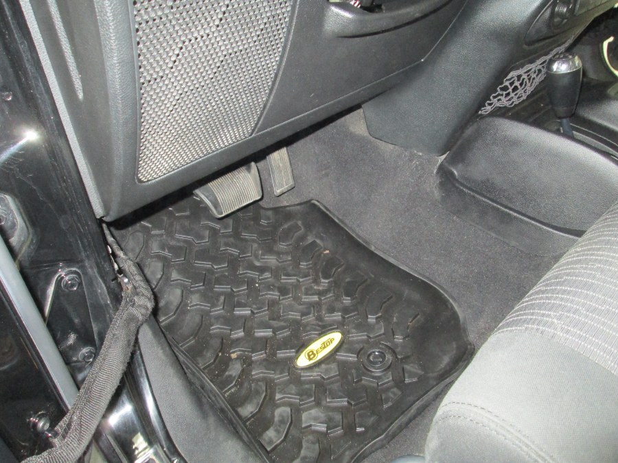 2012 Jeep Wrangler Unlimited 4WD 4dr Sport, available for sale in Massapequa, New York | South Shore Auto Brokers & Sales. Massapequa, New York 2012 Jeep Wrangler Unlimited 4WD 4dr Sport, available for sale in Massapequa, New York | South Shore Auto Brokers & Sales. Massapequa, New York