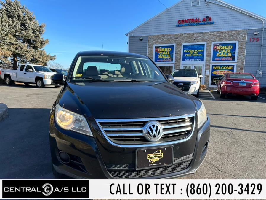 2010 Volkswagen Tiguan AWD 4dr Auto S, available for sale in East Windsor, Connecticut | Central A/S LLC. East Windsor, Connecticut 2010 Volkswagen Tiguan AWD 4dr Auto S, available for sale in East Windsor, Connecticut | Central A/S LLC. East Windsor, Connecticut