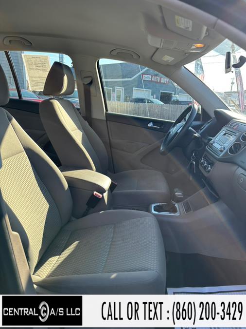 2010 Volkswagen Tiguan AWD 4dr Auto S, available for sale in East Windsor, Connecticut | Central A/S LLC. East Windsor, Connecticut 2010 Volkswagen Tiguan AWD 4dr Auto S, available for sale in East Windsor, Connecticut | Central A/S LLC. East Windsor, Connecticut