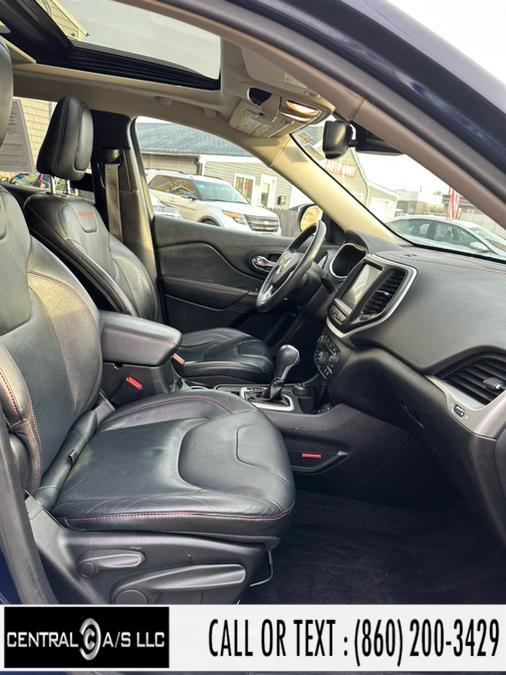 Used Jeep Cherokee 4WD 4dr Trailhawk 2014 | Central A/S LLC. East Windsor, Connecticut Used Jeep Cherokee 4WD 4dr Trailhawk 2014 | Central A/S LLC. East Windsor, Connecticut
