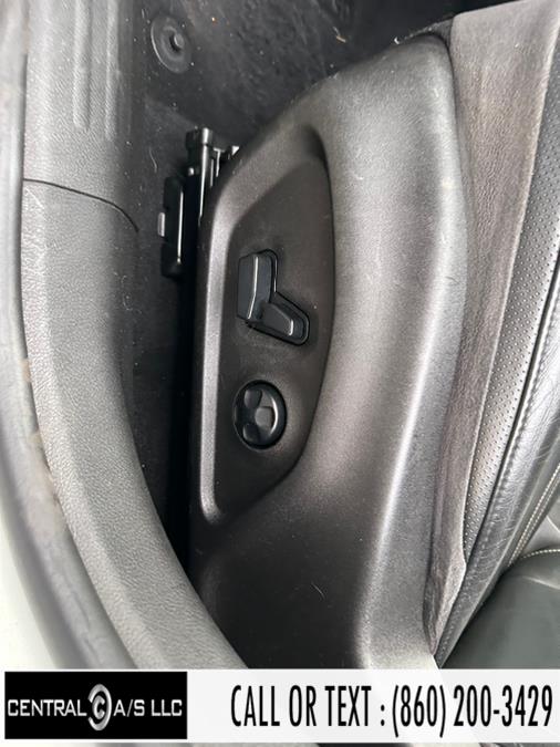 2016 Jeep Renegade 4WD 4dr Limited, available for sale in East Windsor, Connecticut | Central A/S LLC. East Windsor, Connecticut 2016 Jeep Renegade 4WD 4dr Limited, available for sale in East Windsor, Connecticut | Central A/S LLC. East Windsor, Connecticut
