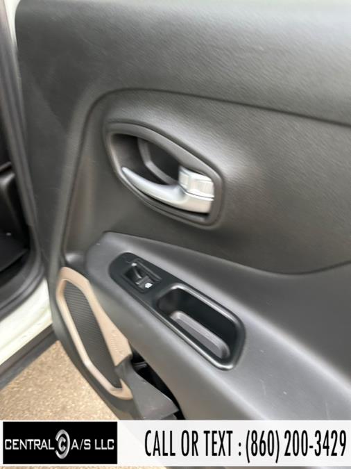 2016 Jeep Renegade 4WD 4dr Limited, available for sale in East Windsor, Connecticut | Central A/S LLC. East Windsor, Connecticut 2016 Jeep Renegade 4WD 4dr Limited, available for sale in East Windsor, Connecticut | Central A/S LLC. East Windsor, Connecticut
