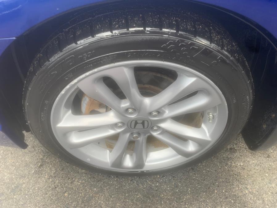 2008 Honda Civic Sdn 4dr Man Si w/Summer Tires, available for sale in Taunton, Massachusetts | Rt 138 Auto Center Inc . Taunton, Massachusetts 2008 Honda Civic Sdn 4dr Man Si w/Summer Tires, available for sale in Taunton, Massachusetts | Rt 138 Auto Center Inc . Taunton, Massachusetts