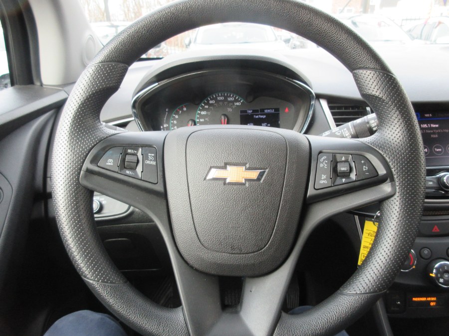 2020 Chevrolet Trax FWD 4dr LT, available for sale in Linden, New Jersey | Route 27 Auto Mall. Linden, New Jersey 2020 Chevrolet Trax FWD 4dr LT, available for sale in Linden, New Jersey | Route 27 Auto Mall. Linden, New Jersey