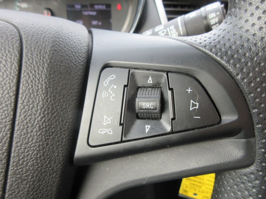 2020 Chevrolet Trax FWD 4dr LT, available for sale in Linden, New Jersey | Route 27 Auto Mall. Linden, New Jersey 2020 Chevrolet Trax FWD 4dr LT, available for sale in Linden, New Jersey | Route 27 Auto Mall. Linden, New Jersey