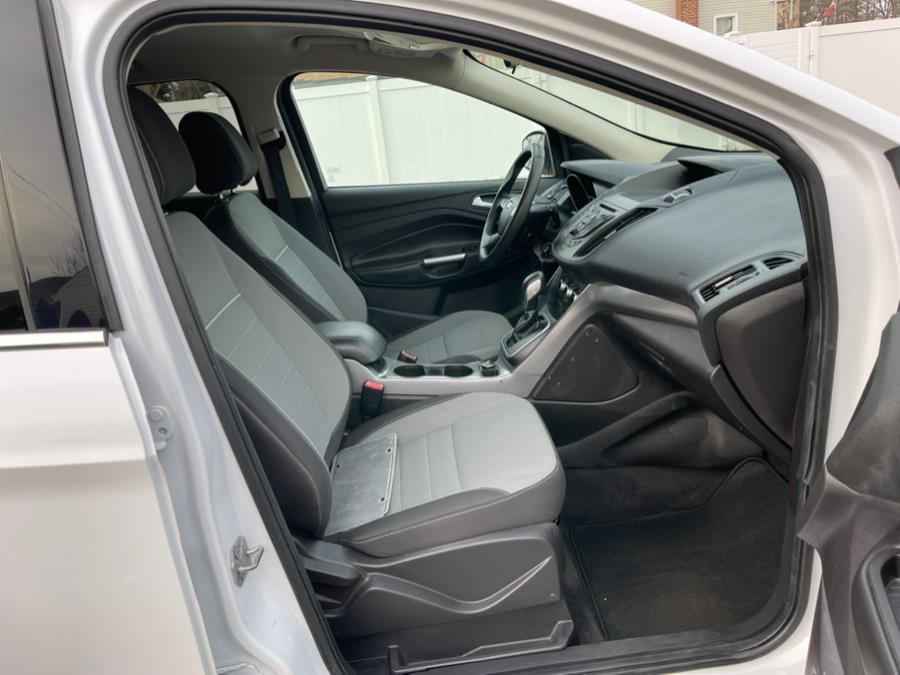 2013 Ford Escape 4WD 4dr SE, available for sale in Copiague, New York | Great Deal Motors. Copiague, New York 2013 Ford Escape 4WD 4dr SE, available for sale in Copiague, New York | Great Deal Motors. Copiague, New York