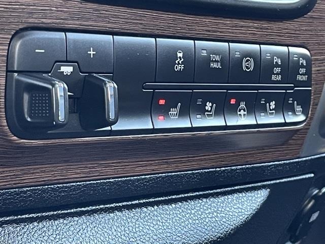 2016 Ram 3500 Laramie, available for sale in Brookfield, Connecticut | Blasius Federal Road. Brookfield, Connecticut 2016 Ram 3500 Laramie, available for sale in Brookfield, Connecticut | Blasius Federal Road. Brookfield, Connecticut