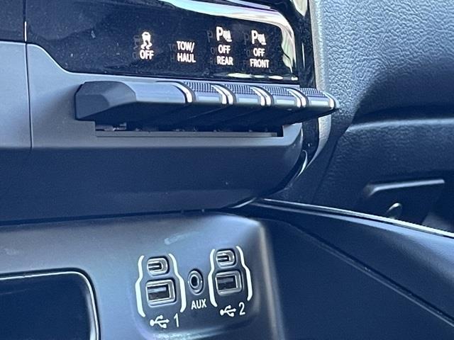 2020 Ram 1500 Big Horn/Lone Star, available for sale in Brookfield, Connecticut | Blasius Federal Road. Brookfield, Connecticut 2020 Ram 1500 Big Horn/Lone Star, available for sale in Brookfield, Connecticut | Blasius Federal Road. Brookfield, Connecticut