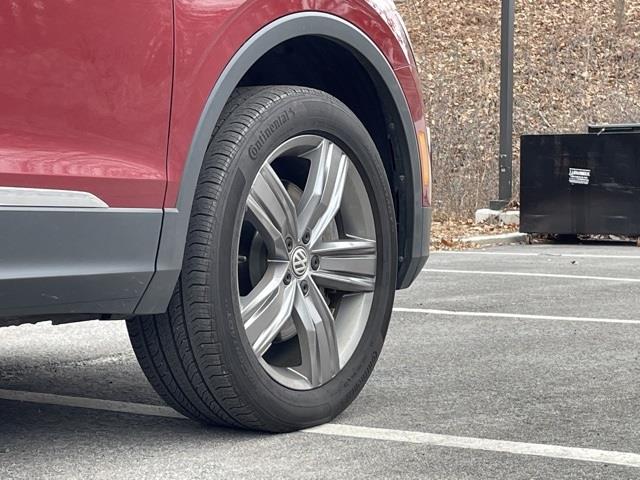 2020 Volkswagen Tiguan 2.0T SEL, available for sale in Brookfield, Connecticut | Blasius Federal Road. Brookfield, Connecticut 2020 Volkswagen Tiguan 2.0T SEL, available for sale in Brookfield, Connecticut | Blasius Federal Road. Brookfield, Connecticut