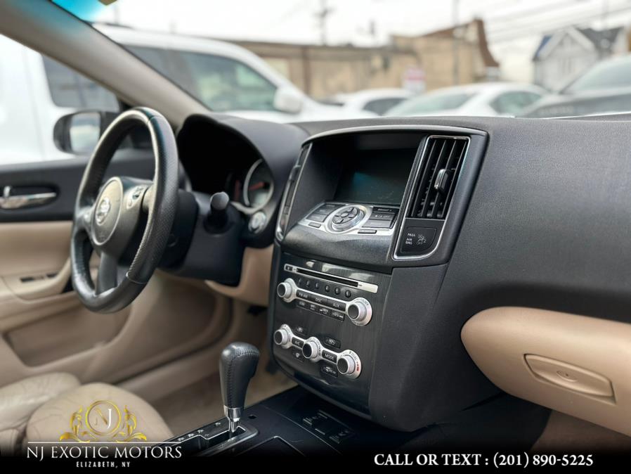 2014 Nissan Maxima 4dr Sdn 3.5 SV w/Premium Pkg, available for sale in Elizabeth, New Jersey | NJ Exotic Motors. Elizabeth, New Jersey 2014 Nissan Maxima 4dr Sdn 3.5 SV w/Premium Pkg, available for sale in Elizabeth, New Jersey | NJ Exotic Motors. Elizabeth, New Jersey