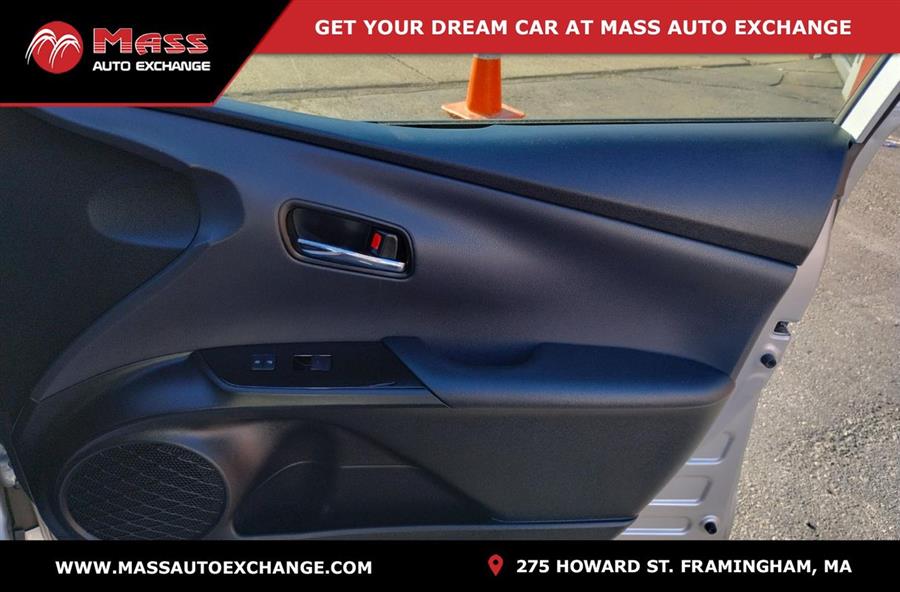 Used Toyota Prius LE 2019 | Mass Auto Exchange. Framingham, Massachusetts Used Toyota Prius LE 2019 | Mass Auto Exchange. Framingham, Massachusetts