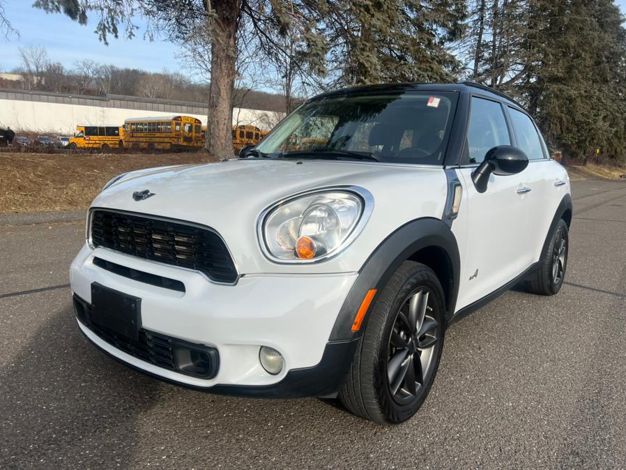 2011 MINI Cooper Countryman AWD 4dr S ALL4, available for sale in Waterbury, Connecticut | Platinum Auto Care. Waterbury, Connecticut
