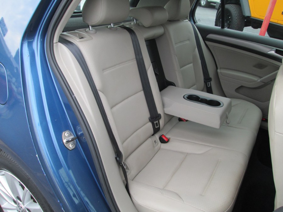 2015 Volkswagen Golf 4dr HB Auto TSI S, available for sale in Levittown, Pennsylvania | Levittown Auto. Levittown, Pennsylvania 2015 Volkswagen Golf 4dr HB Auto TSI S, available for sale in Levittown, Pennsylvania | Levittown Auto. Levittown, Pennsylvania