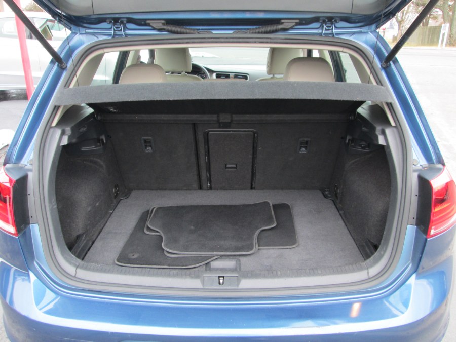2015 Volkswagen Golf 4dr HB Auto TSI S, available for sale in Levittown, Pennsylvania | Levittown Auto. Levittown, Pennsylvania 2015 Volkswagen Golf 4dr HB Auto TSI S, available for sale in Levittown, Pennsylvania | Levittown Auto. Levittown, Pennsylvania