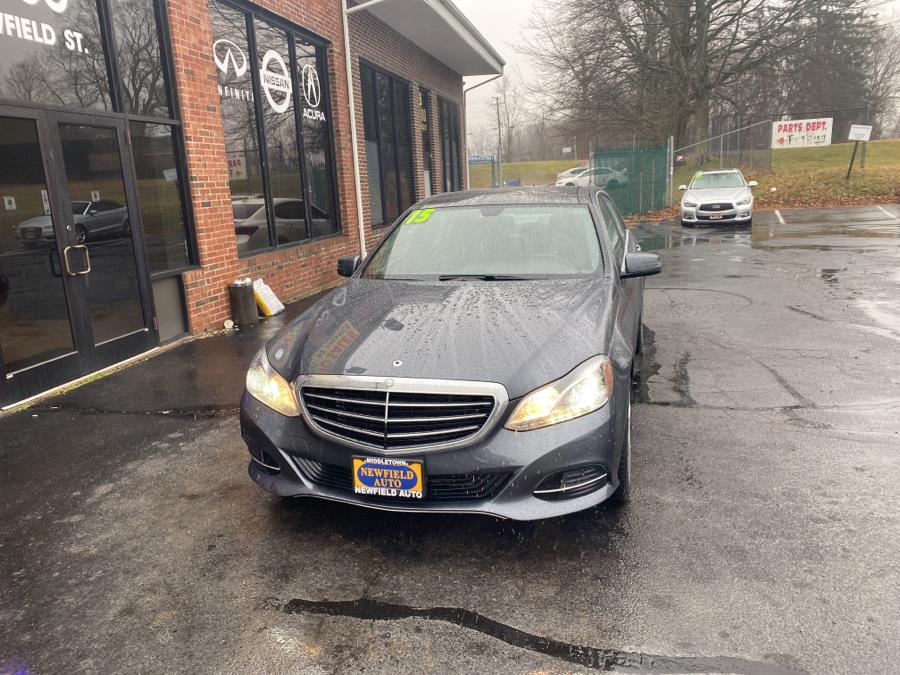 Used Mercedes-Benz E-Class 4dr Sdn E350 Luxury 4MATIC 2015 | Newfield Auto Sales. Middletown, Connecticut
