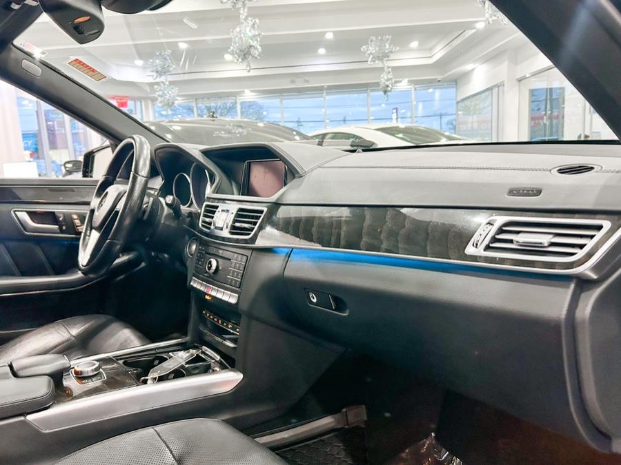 Used Mercedes-Benz E-Class 4dr Sdn E400 4MATIC 2016 | Luxury Motor Club. Franklin Square, New York Used Mercedes-Benz E-Class 4dr Sdn E400 4MATIC 2016 | Luxury Motor Club. Franklin Square, New York