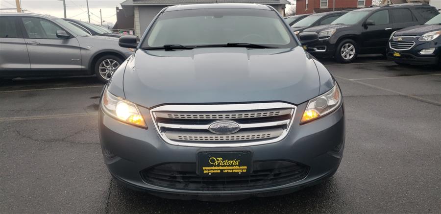 2010 Ford Taurus 4dr Sdn SE FWD, available for sale in Little Ferry, New Jersey | Victoria Preowned Autos Inc. Little Ferry, New Jersey