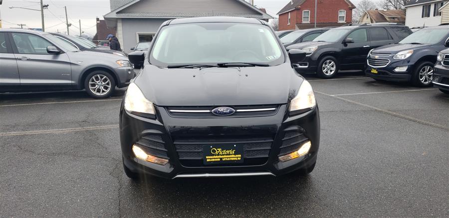 2014 Ford Escape 4WD 4dr SE, available for sale in Little Ferry, New Jersey | Victoria Preowned Autos Inc. Little Ferry, New Jersey