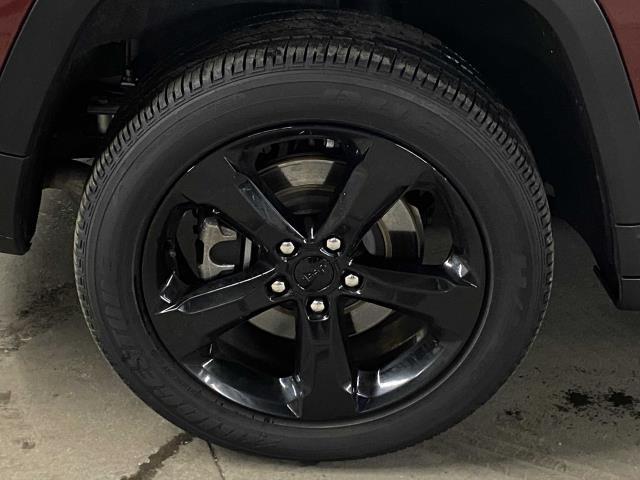Used Jeep Grand Cherokee l Laredo 2021 | Eastchester Motor Cars. Bronx, New York Used Jeep Grand Cherokee l Laredo 2021 | Eastchester Motor Cars. Bronx, New York