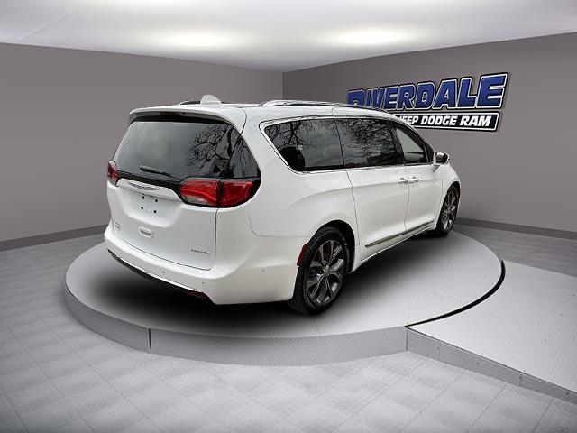 Used Chrysler Pacifica Limited 2018 | Eastchester Motor Cars. Bronx, New York Used Chrysler Pacifica Limited 2018 | Eastchester Motor Cars. Bronx, New York