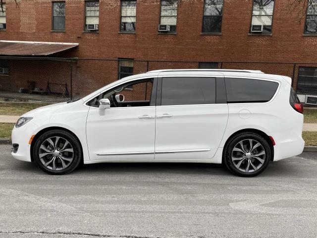 Used Chrysler Pacifica Limited 2018 | Eastchester Motor Cars. Bronx, New York Used Chrysler Pacifica Limited 2018 | Eastchester Motor Cars. Bronx, New York