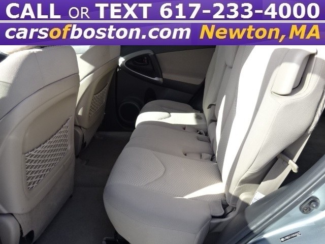 2006 Toyota RAV4 4dr Limited 4-cyl 4WD (Natl), available for sale in Newton, Massachusetts | Jacob Auto Sales. Newton, Massachusetts 2006 Toyota RAV4 4dr Limited 4-cyl 4WD (Natl), available for sale in Newton, Massachusetts | Jacob Auto Sales. Newton, Massachusetts